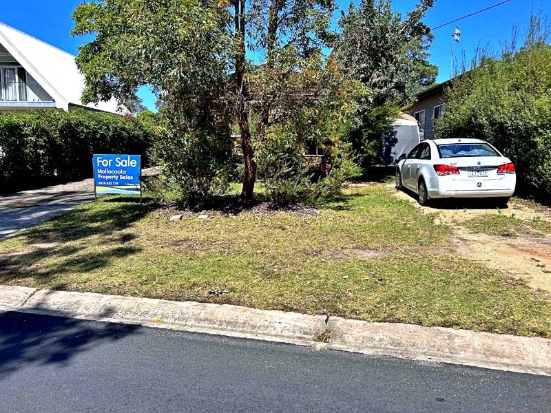 1/33 Bastion Point Road, Mallacoota, Vic 3892 Australia