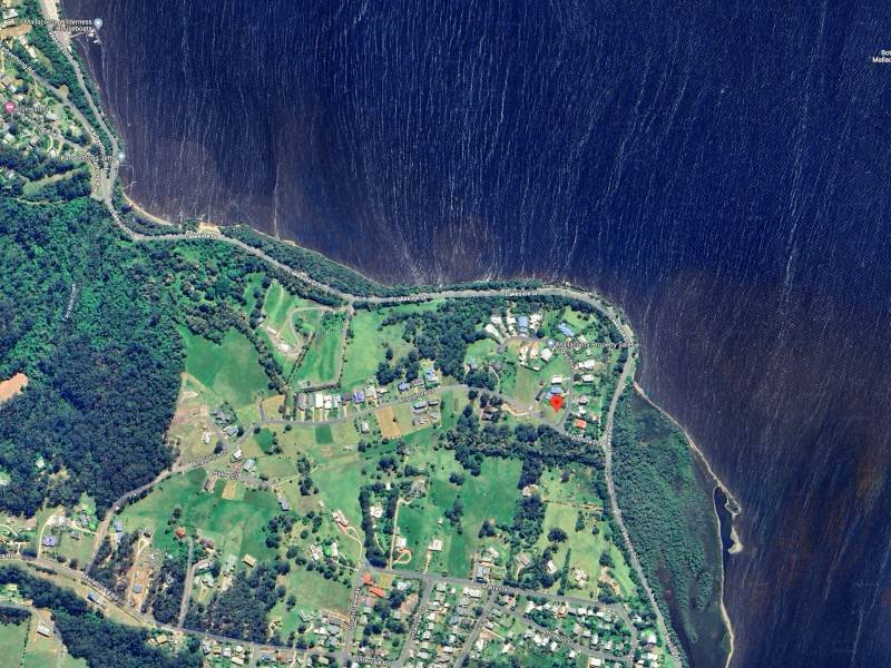 1 Stingray Point, Mallacoota, Vic 3892 Australia
