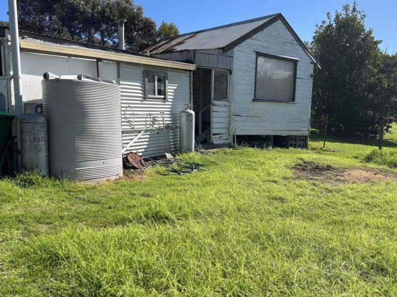 16 Broome Street, Mallacoota, Vic 3892 Australia