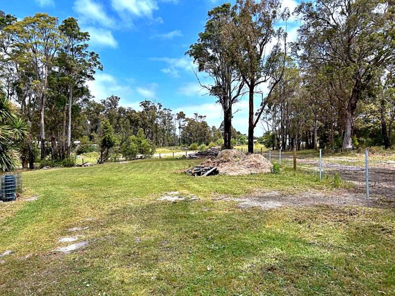 168 Mirrabooka Road, Mallacoota, Vic 3892 Australia