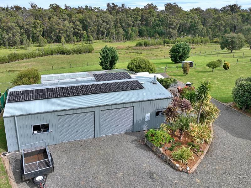 9 NAUTA TERRACE, Mallacoota, VIC 3892 Australia