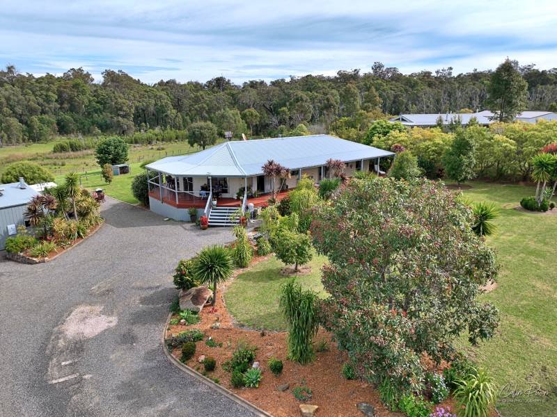 9 NAUTA TERRACE, Mallacoota, VIC 3892 Australia