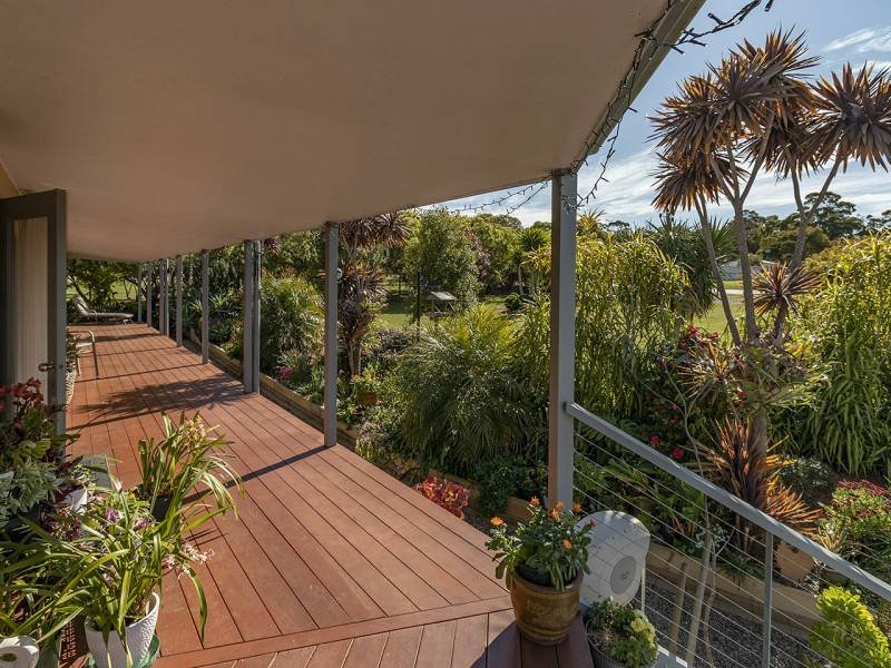 9 NAUTA TERRACE, Mallacoota, VIC 3892 Australia