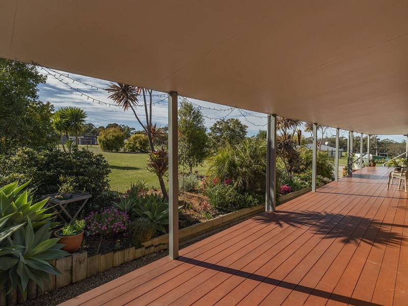 9 NAUTA TERRACE, Mallacoota, VIC 3892 Australia