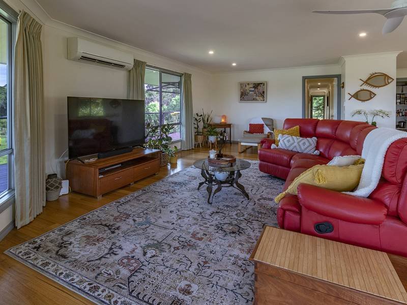 9 NAUTA TERRACE, Mallacoota, VIC 3892 Australia