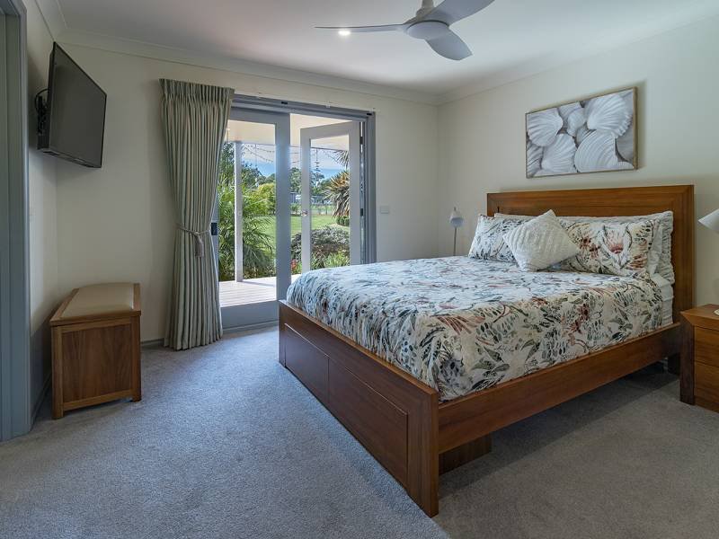9 NAUTA TERRACE, Mallacoota, VIC 3892 Australia