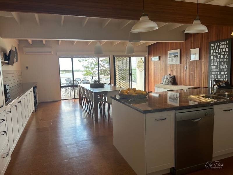 10 Mirrabooka Road, Mallacoota, Vic 3892 Australia